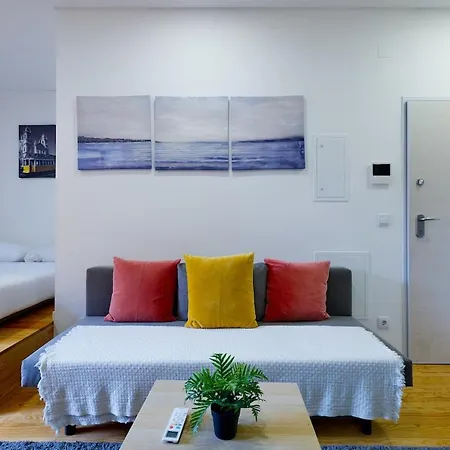Comfortable Flat In The Center ליסבון